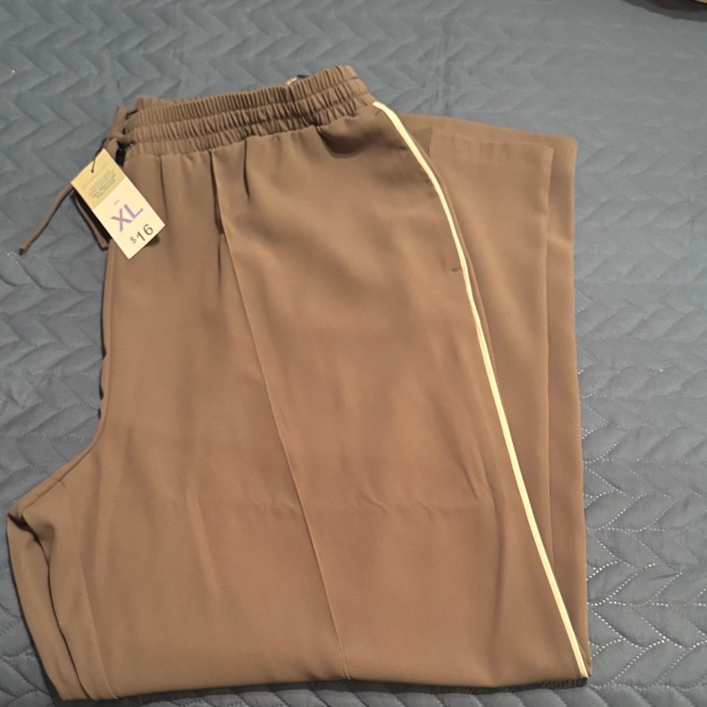 Primark Women's Gray Wide Leg Pants with White Stripe - Picture 2 of 6